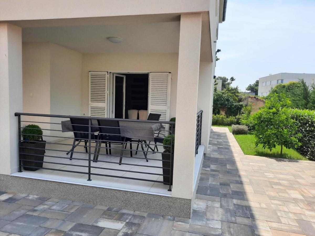 Holiday Home Bajlo Apartment With Three Bedrooms Zadar Exteriér fotografie