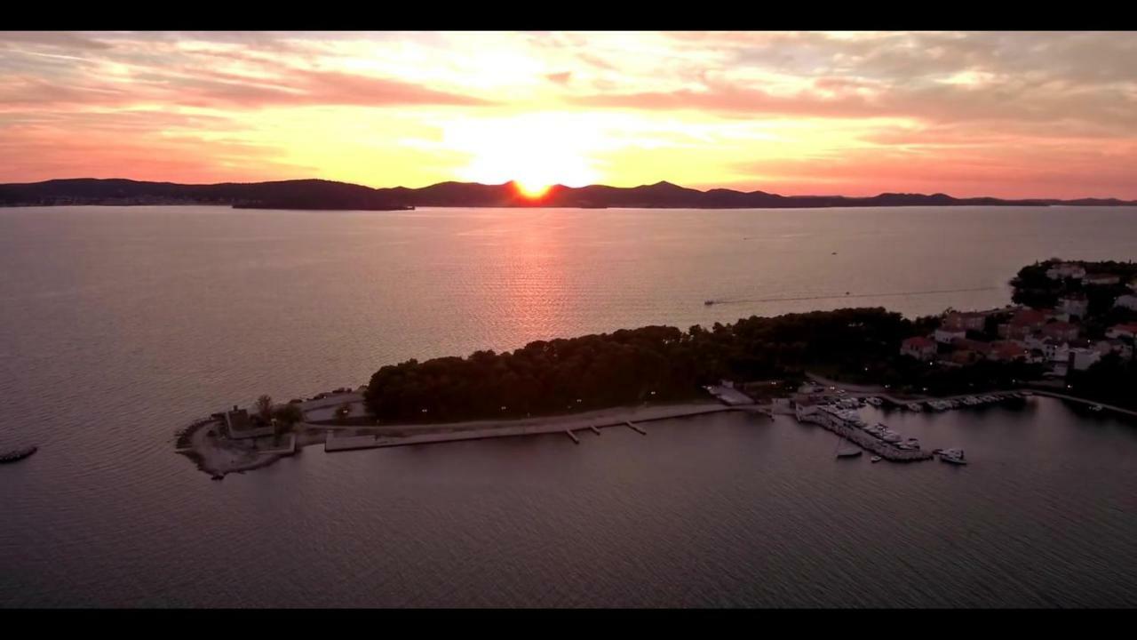 Holiday Home Bajlo Apartment With Three Bedrooms Zadar Exteriér fotografie